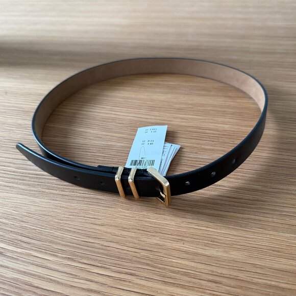 Abercrombie & Fitch Black Leather Belt with Gold Buckle - Picture 2 of 6